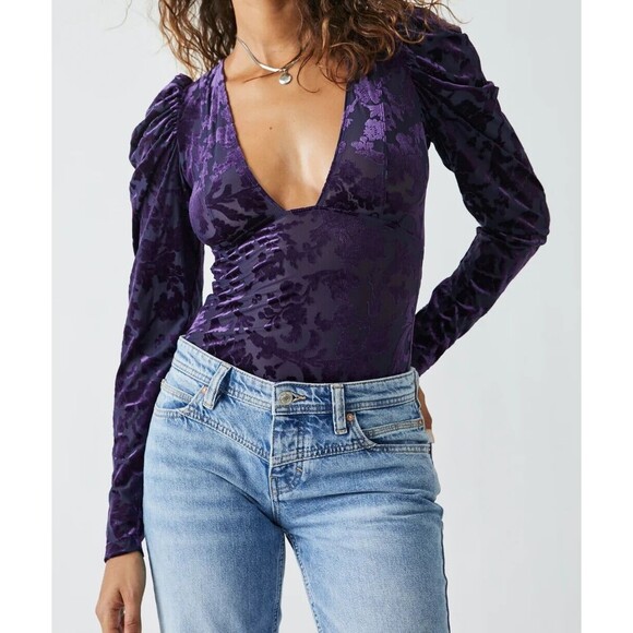 Free People XS Magic Hour Velvet Bodysuit Deep Sea Combo V-Neck Puff Sleeve NWT - Picture 7 of 16